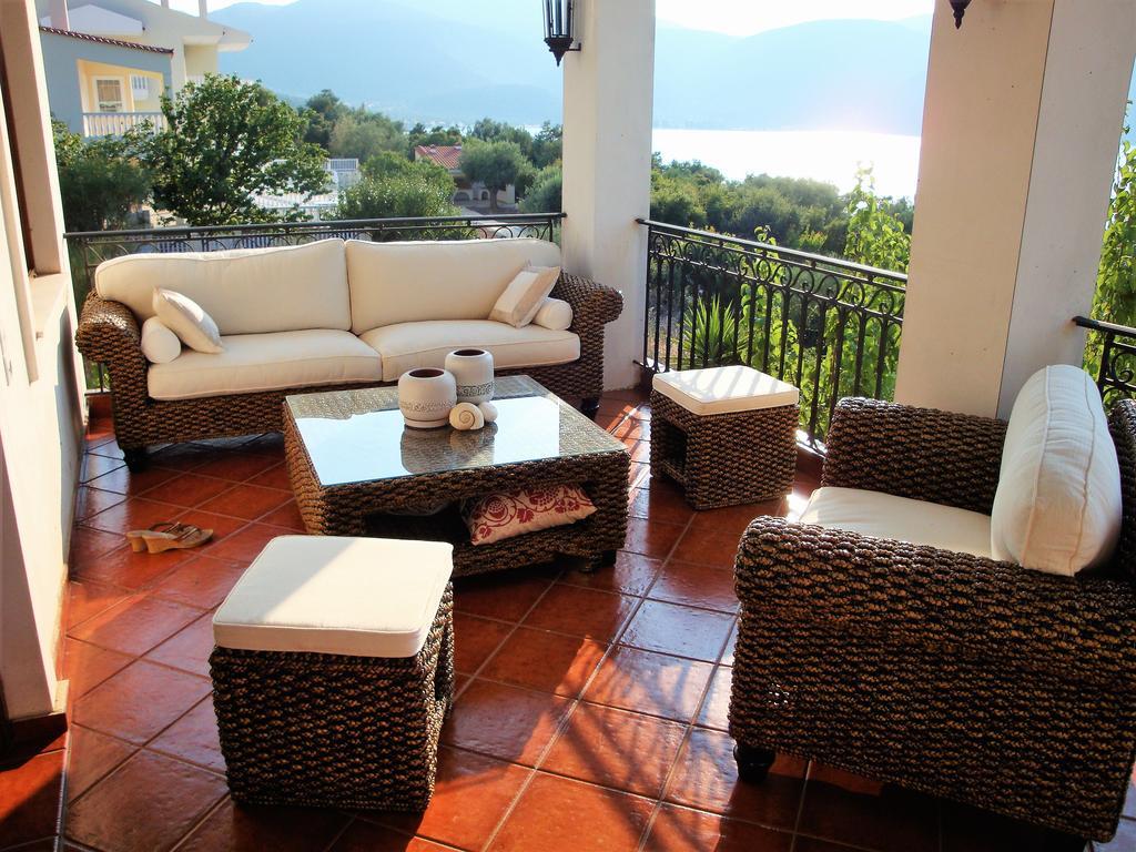 Waterfront Mediterranean Villa Skroponeria Exterior photo