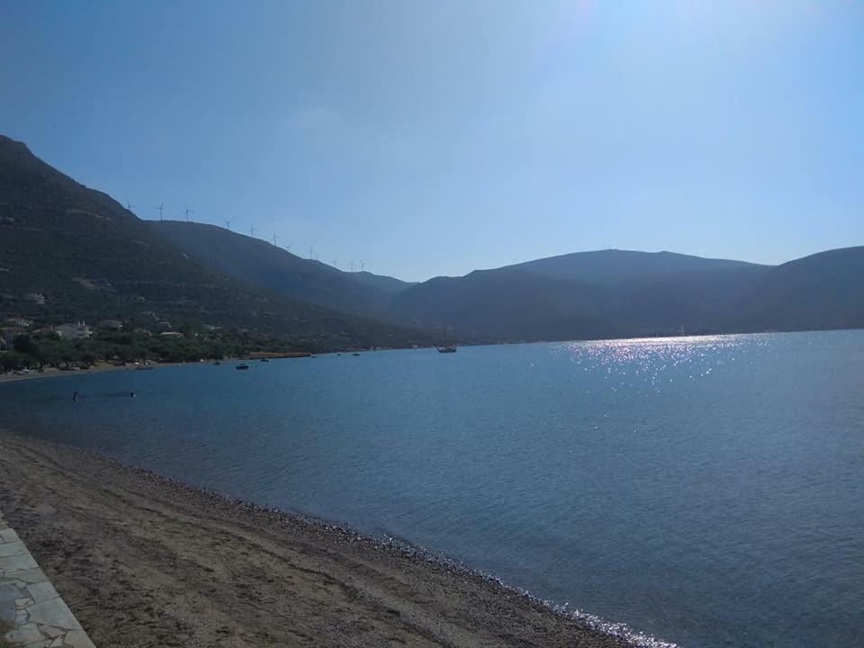 Waterfront Mediterranean Villa Skroponeria Exterior photo